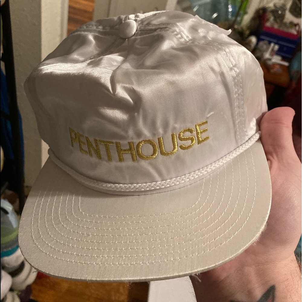 NWT men’s satin Penthouse HUF SnapBack (One Size)